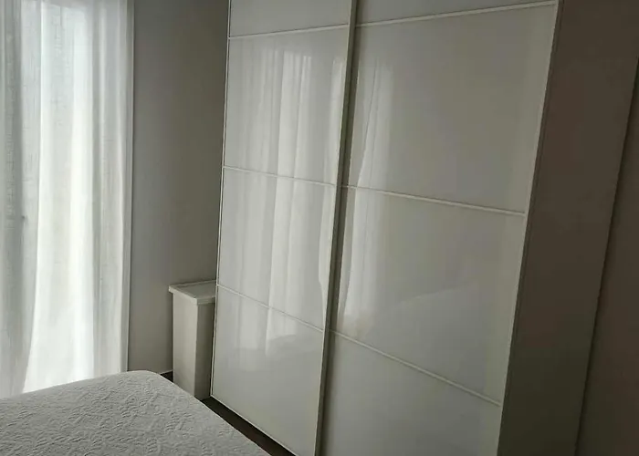 Stylish & Bright 2br In - Walk Everywhere - Near Helexpo * Thessaloniki