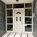 Stylish & Bright 2br In - Walk Everywhere - Near Helexpo * テッサロニキ