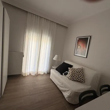 Stylish & Bright 2br In - Walk Everywhere - Near Helexpo * テッサロニキ