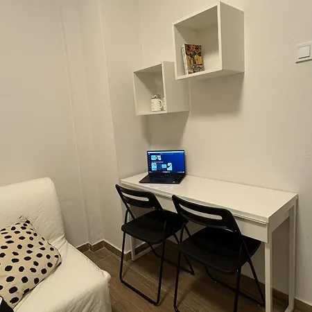 Appartamento Stylish & Bright 2br In - Walk Everywhere - Near Helexpo Salonicco