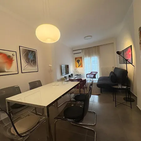 Stylish & Bright 2br In - Walk Everywhere - Near Helexpo